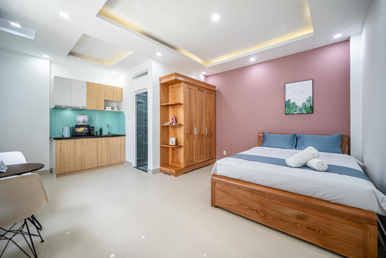 Cozrum Homes - Retro House Ho Chi Minh City Bagian luar foto