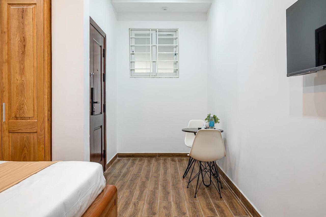 Cozrum Homes - Retro House Ho Chi Minh City Bagian luar foto