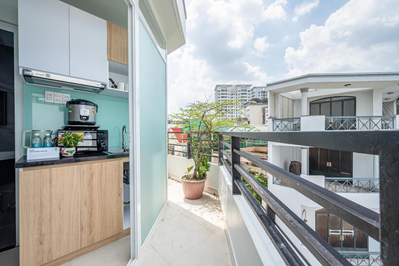 Cozrum Homes - Retro House Ho Chi Minh City Bagian luar foto