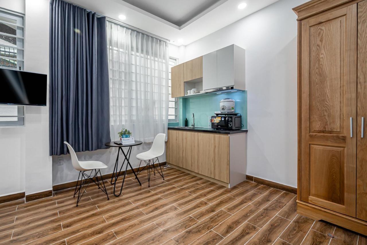Cozrum Homes - Retro House Ho Chi Minh City Bagian luar foto