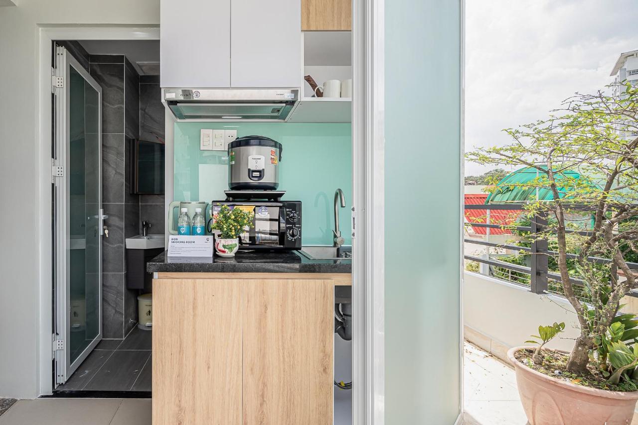 Cozrum Homes - Retro House Ho Chi Minh City Bagian luar foto
