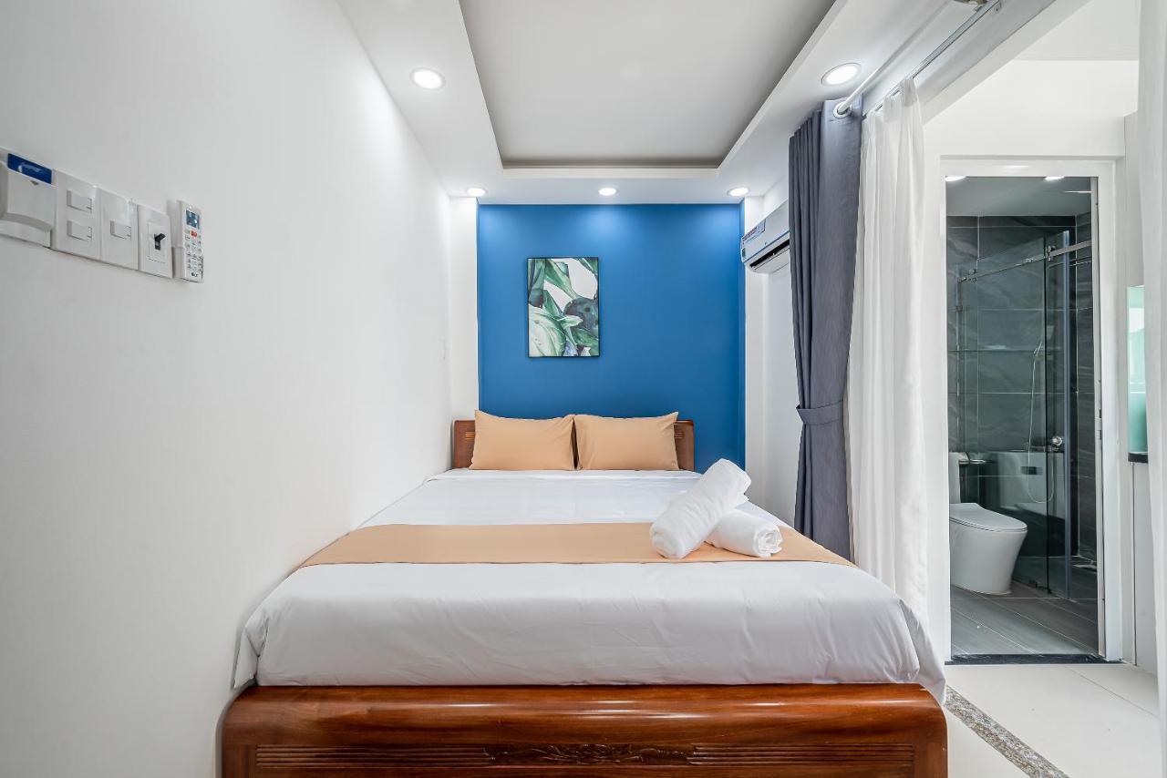 Cozrum Homes - Retro House Ho Chi Minh City Bagian luar foto