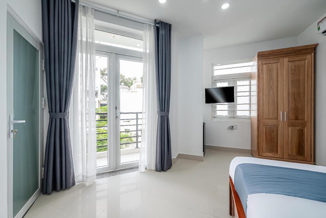 Cozrum Homes - Retro House Ho Chi Minh City Bagian luar foto